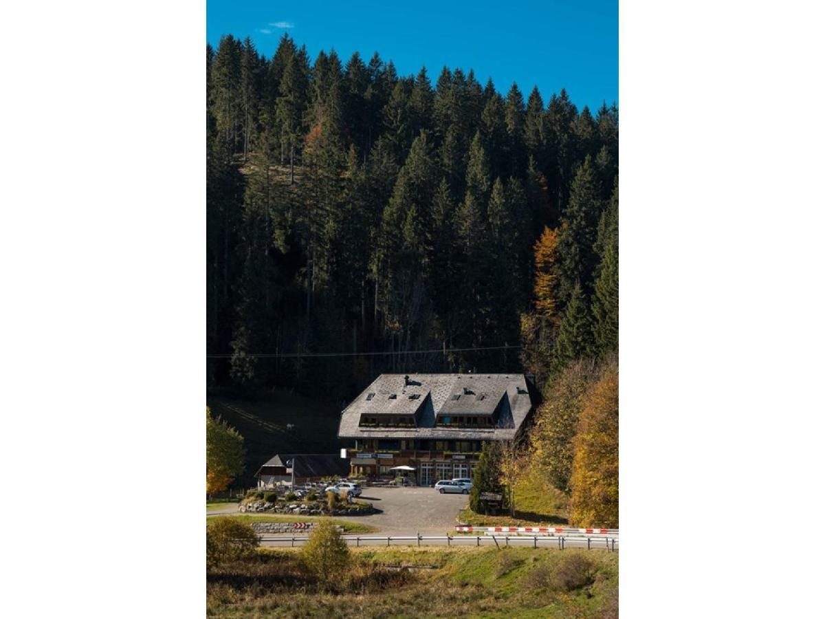 Berghotel Und Restaurant Kraeuter Chalet Фуртванген Экстерьер фото